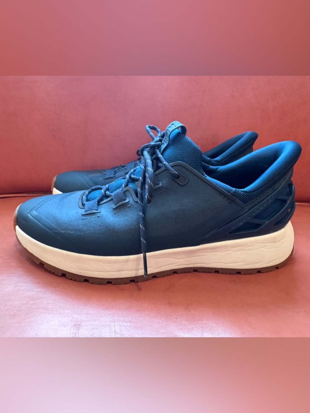 Men's Kizik Navy Step-In Sneakers with Cushioned White Midsole